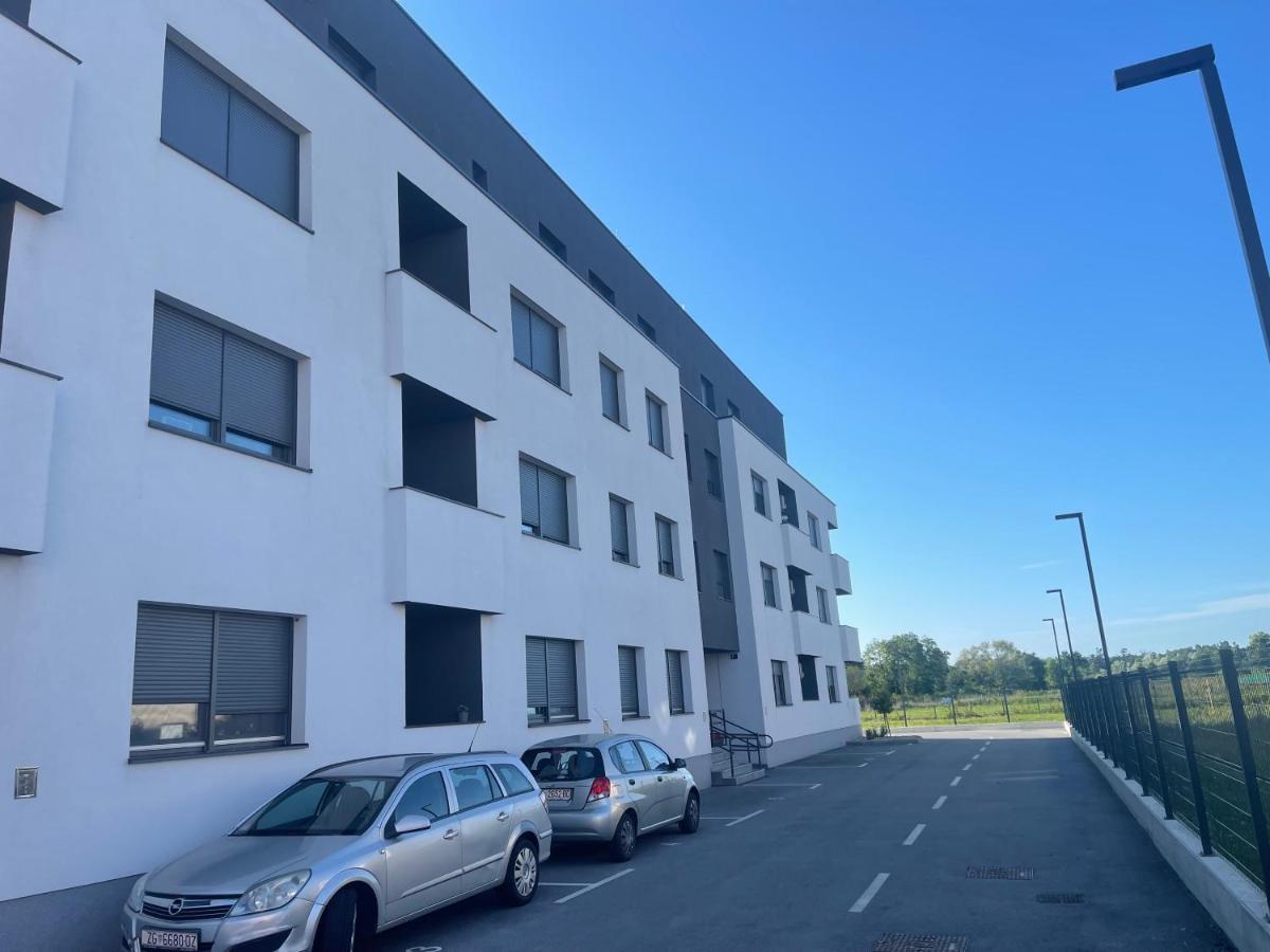 Luna,Central,Self-Check In,Ac,Wi-Fi, Washer,Free Parking Zaprešić Екстериор снимка